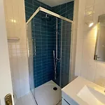 Charming Near Campo Martires Da Patria * Лісабон