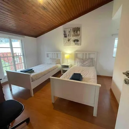 Charming Near Campo Martires Da Patria דירה